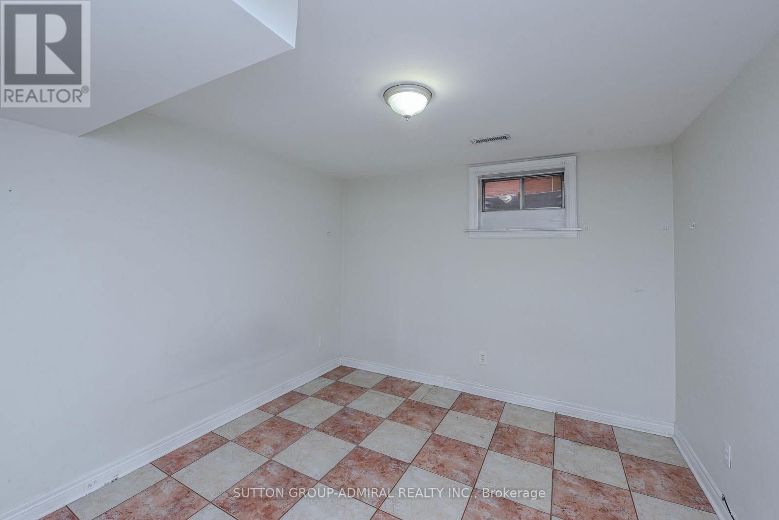 101 LIME DRIVE Image 32