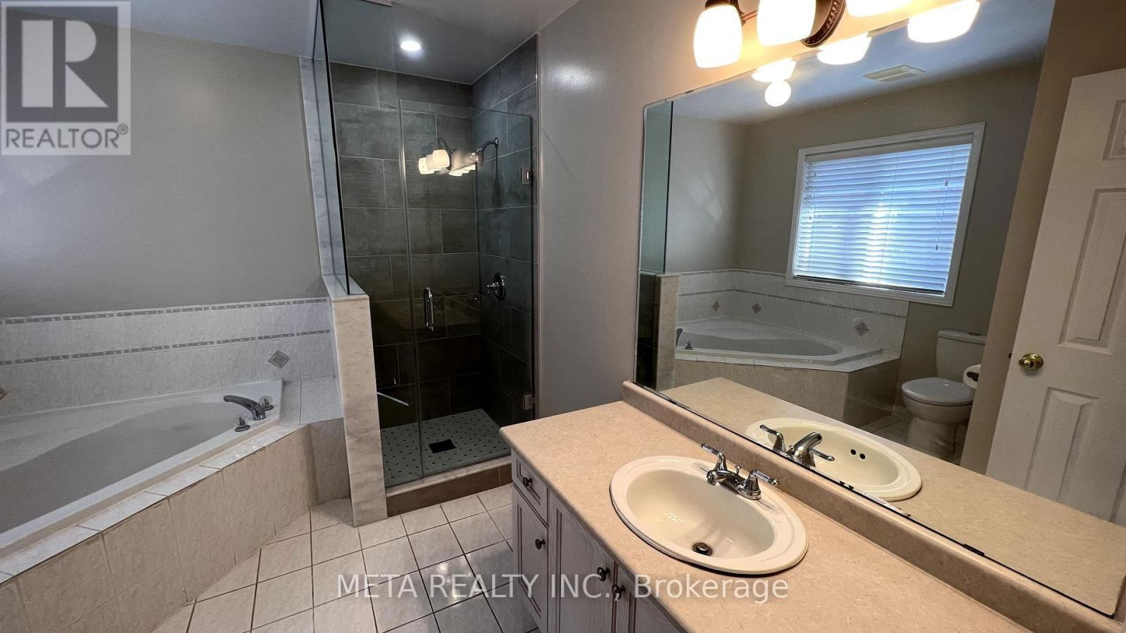 328 MARBLE PLACE Image 11