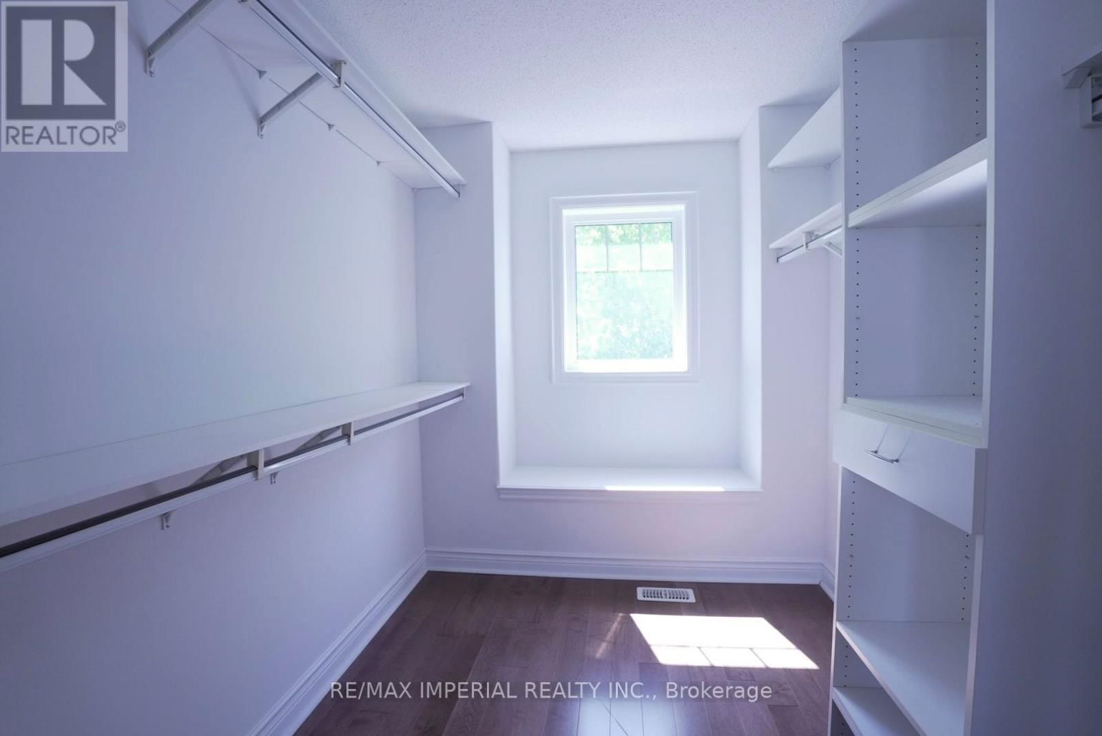 369 GILPIN DRIVE Image 30