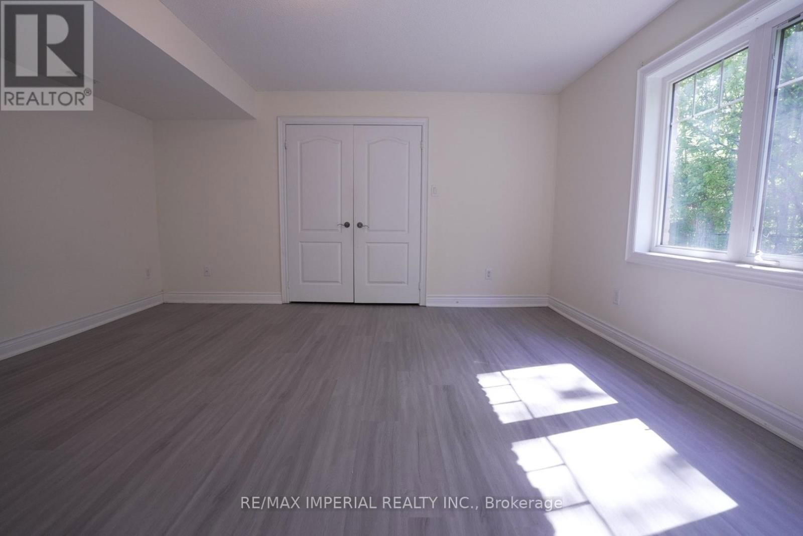 369 GILPIN DRIVE Image 31