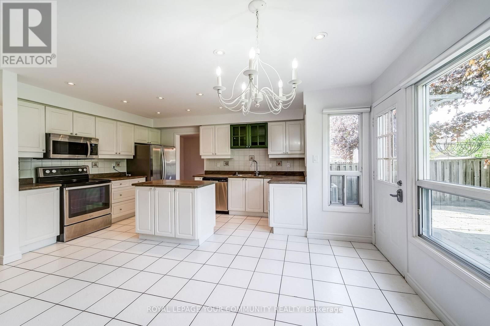 22 ZAHAVY DRIVE Image 19