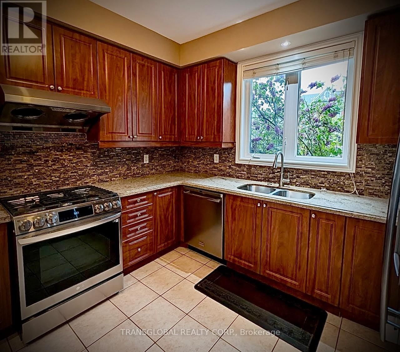 1 PITNEY AVENUE Image 7