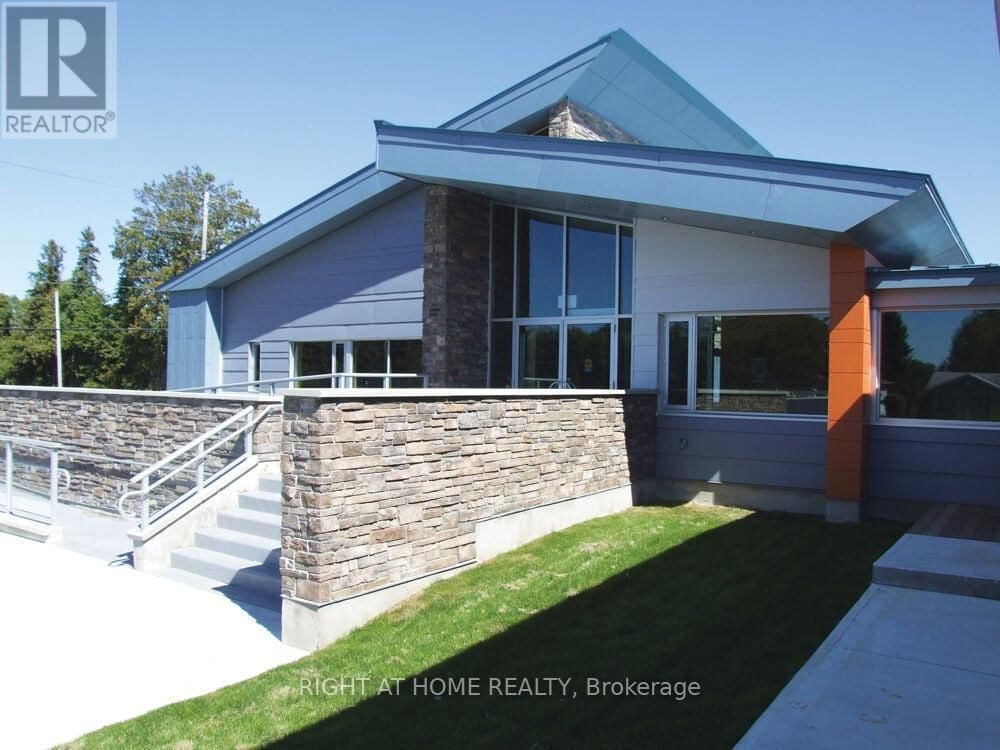 56 FLORA DRIVE Image 26