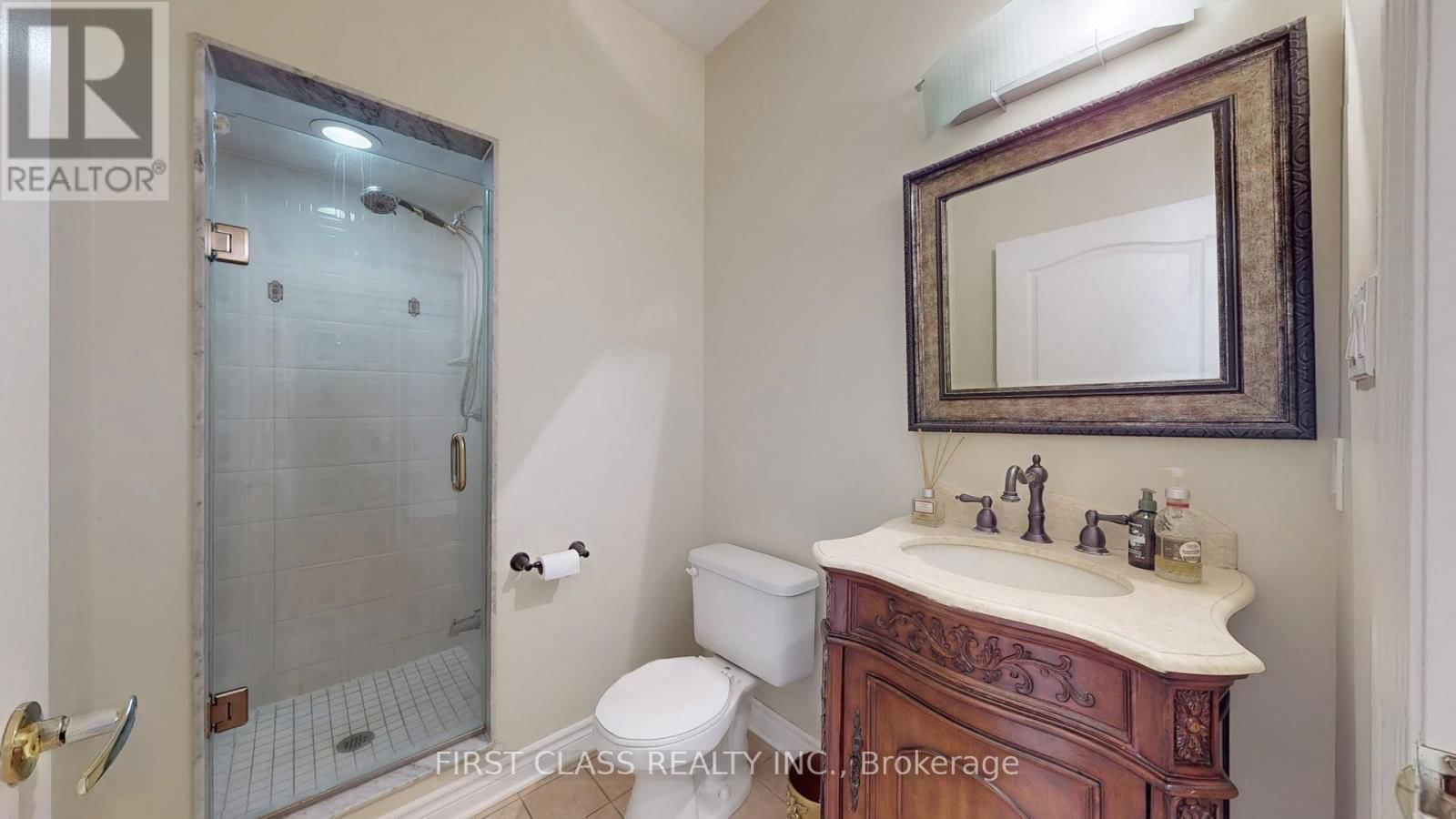 35 VALEMOUNT WAY SOUTH Image 20