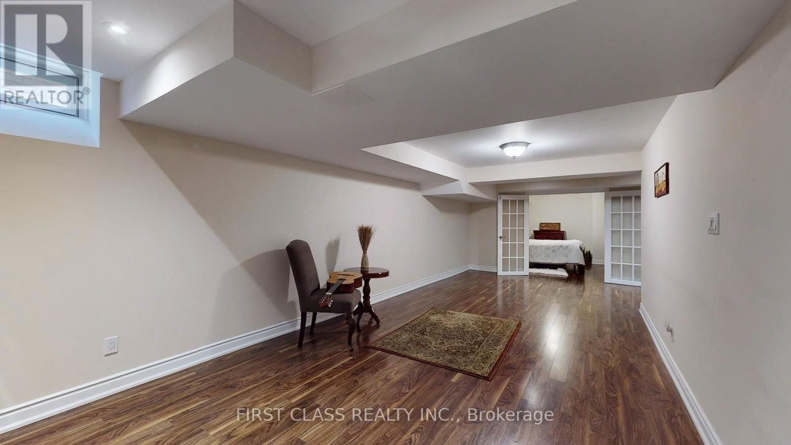 35 VALEMOUNT WAY SOUTH Image 33