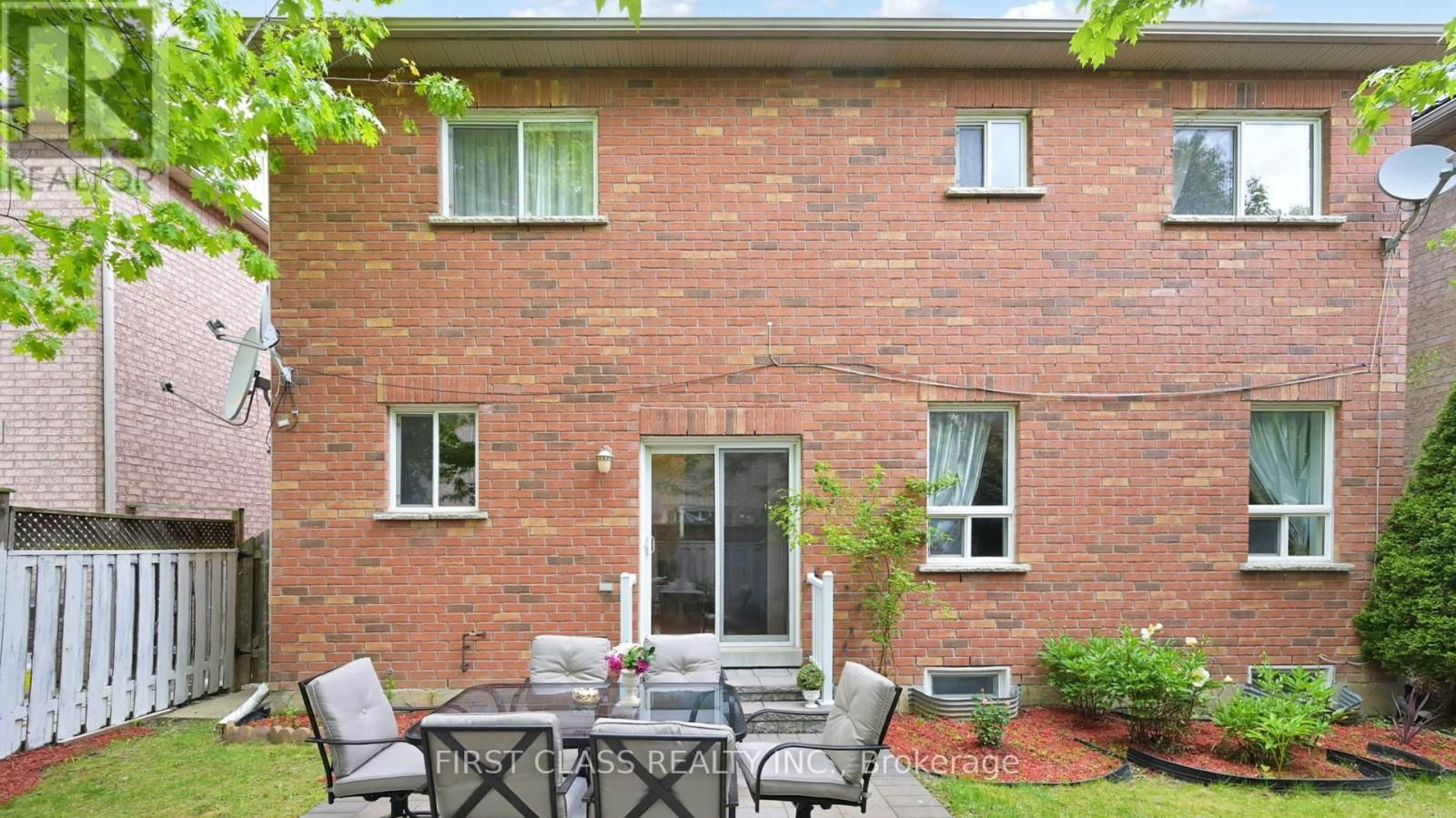 35 VALEMOUNT WAY SOUTH Image 38