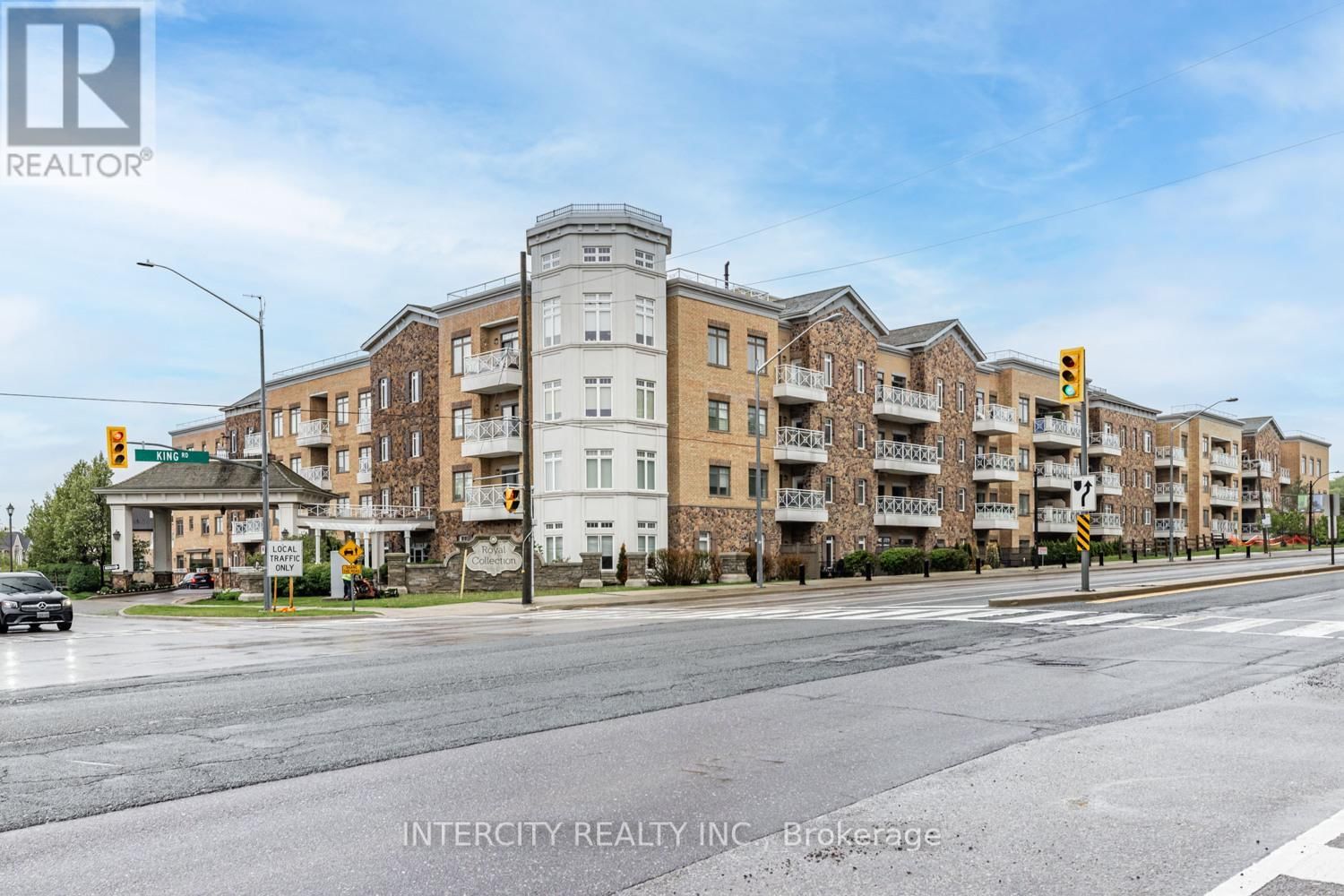 428 - 80 BURNS BOULEVARD Image 22