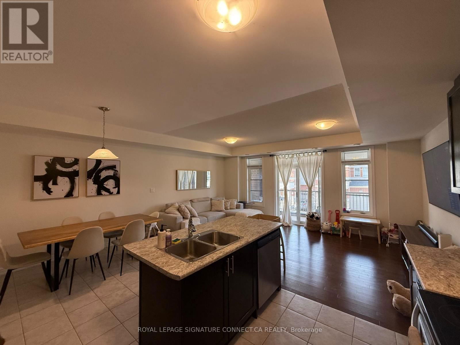 A - 27 LUZON AVENUE Image 7