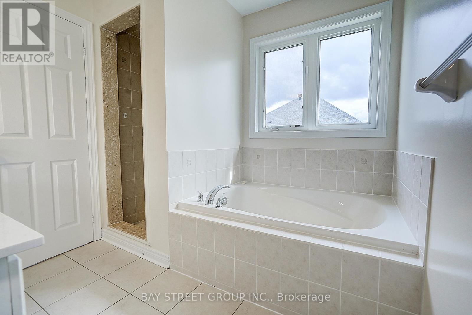36 SHELL COURT Image 24
