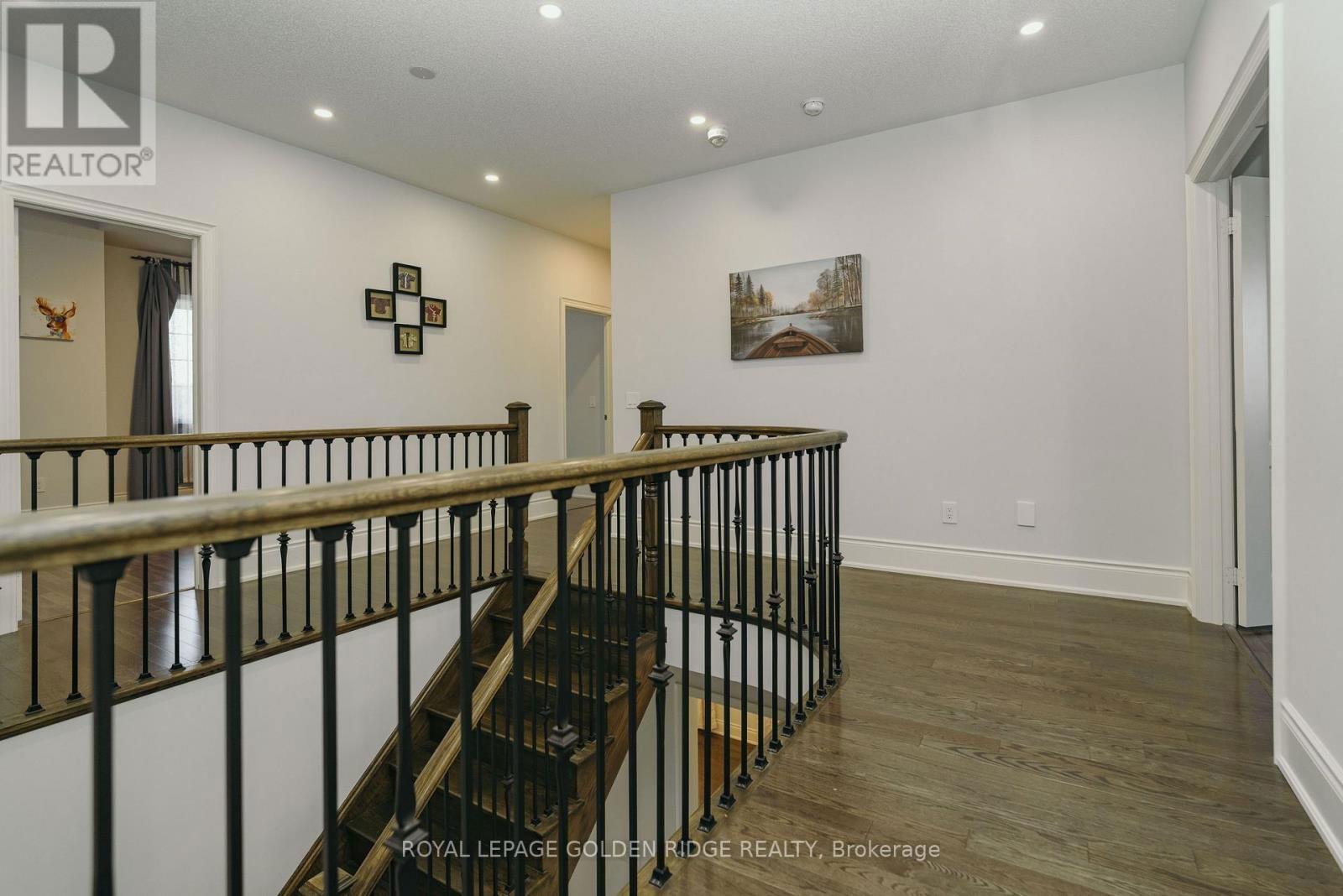 20 CRANE STREET Image 12