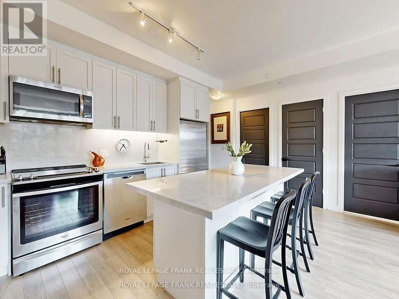 #D313 - 333 SEA RAY AVENUE Image 8