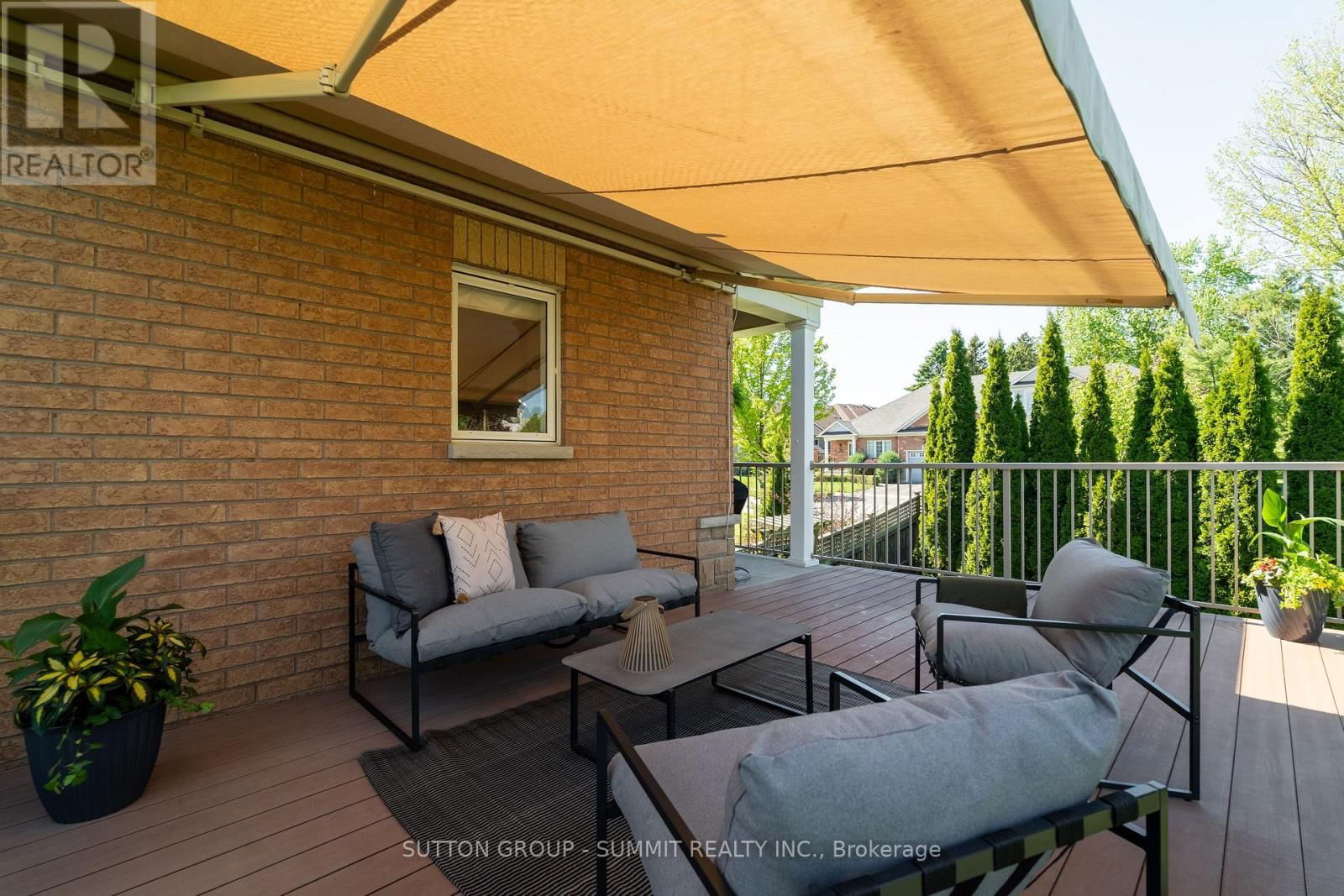 55 MEADOWS END CRESCENT Image 18