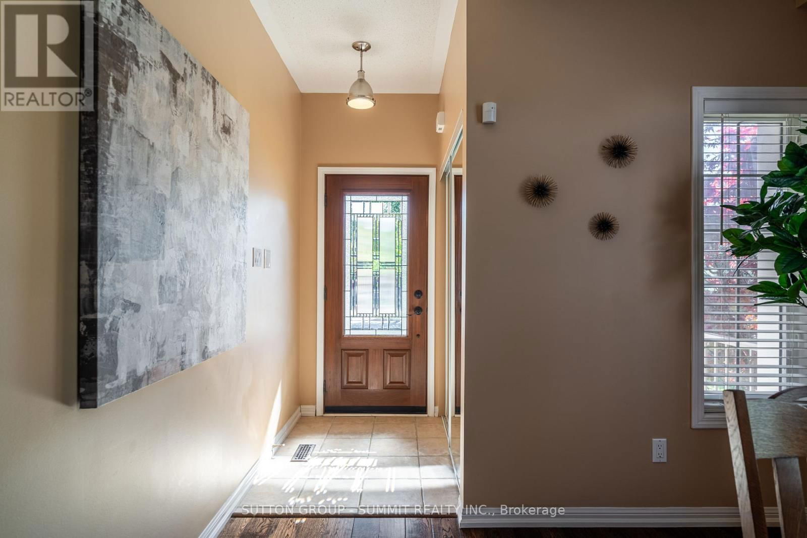 55 MEADOWS END CRESCENT Image 3