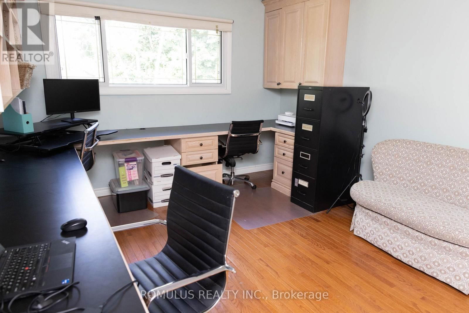 75 OAK LEA CIRCLE Image 26