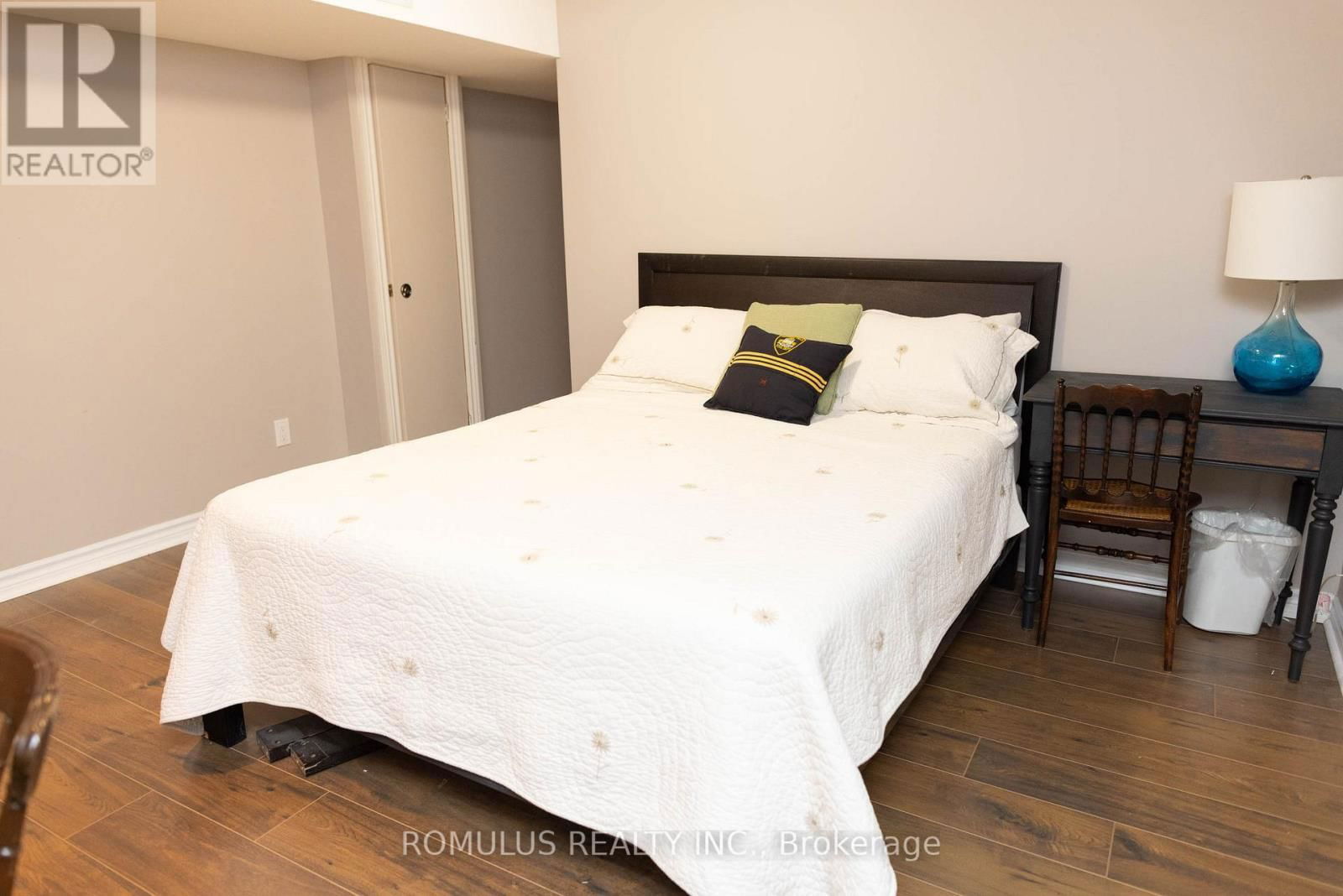 75 OAK LEA CIRCLE Image 27