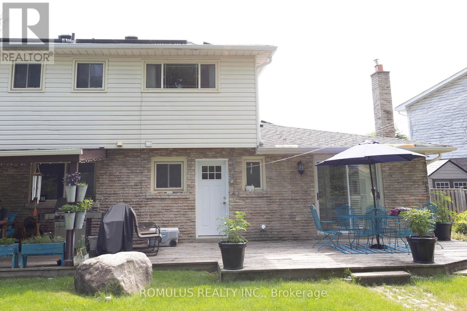 75 OAK LEA CIRCLE Image 41