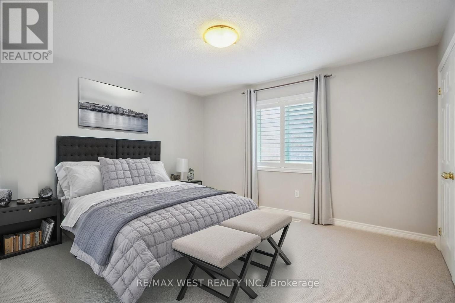206 SHELBOURNE DRIVE Image 12