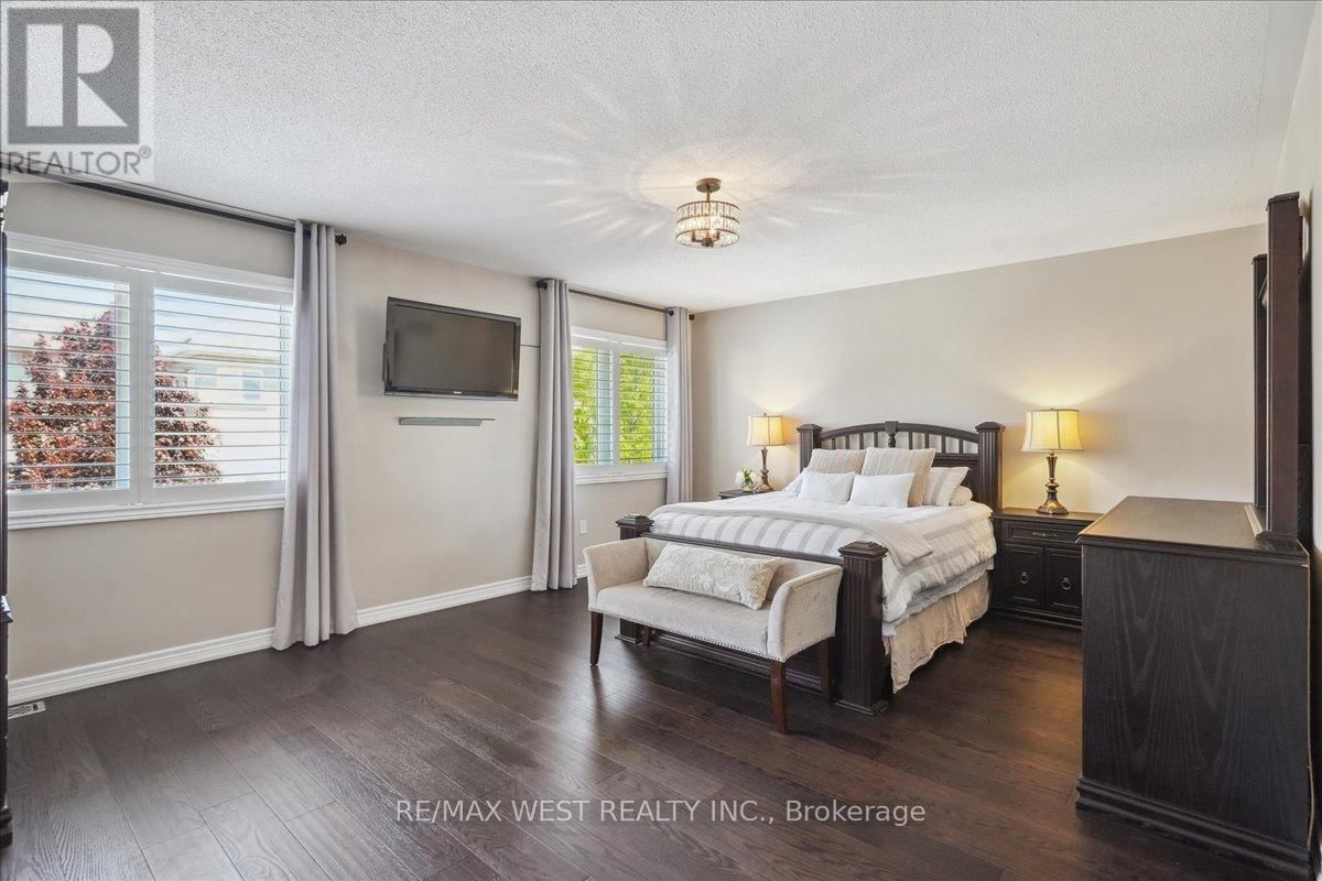 206 SHELBOURNE DRIVE Image 8