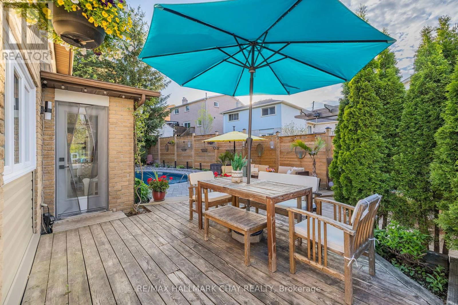 278 DURHAM COURT Image 32