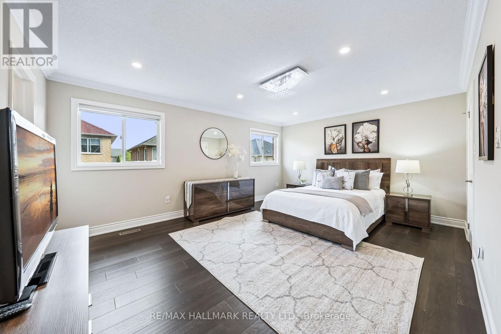 61 VANGUARD ROAD Image 27