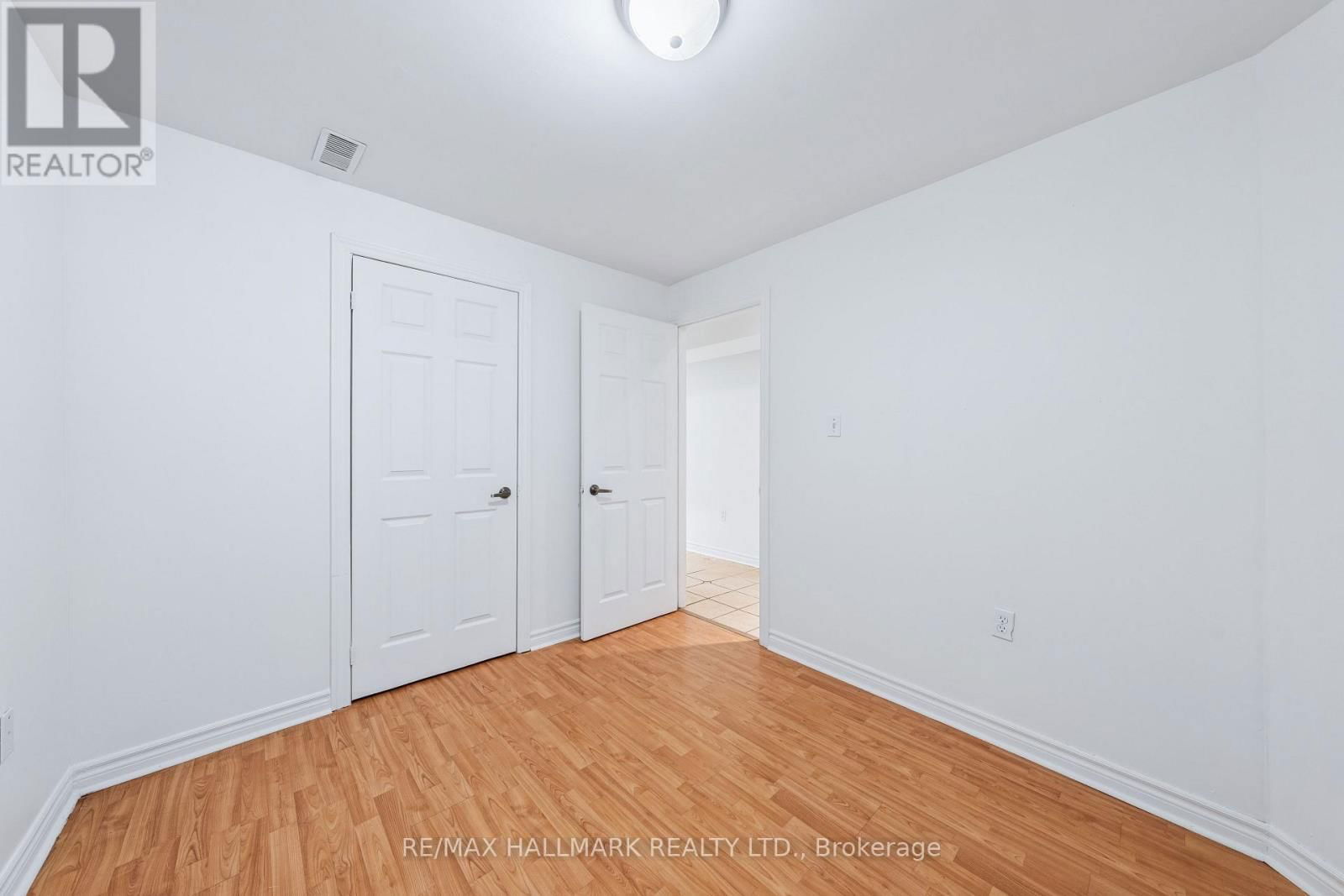 61 VANGUARD ROAD Image 46