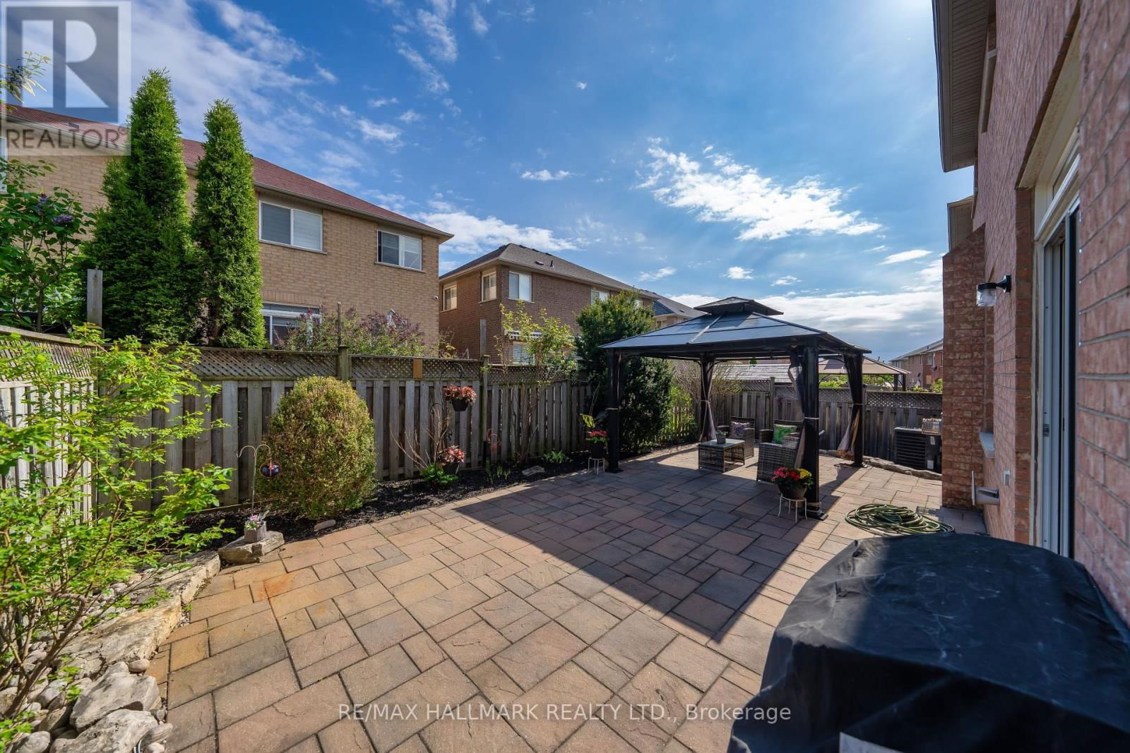 61 VANGUARD ROAD Image 47