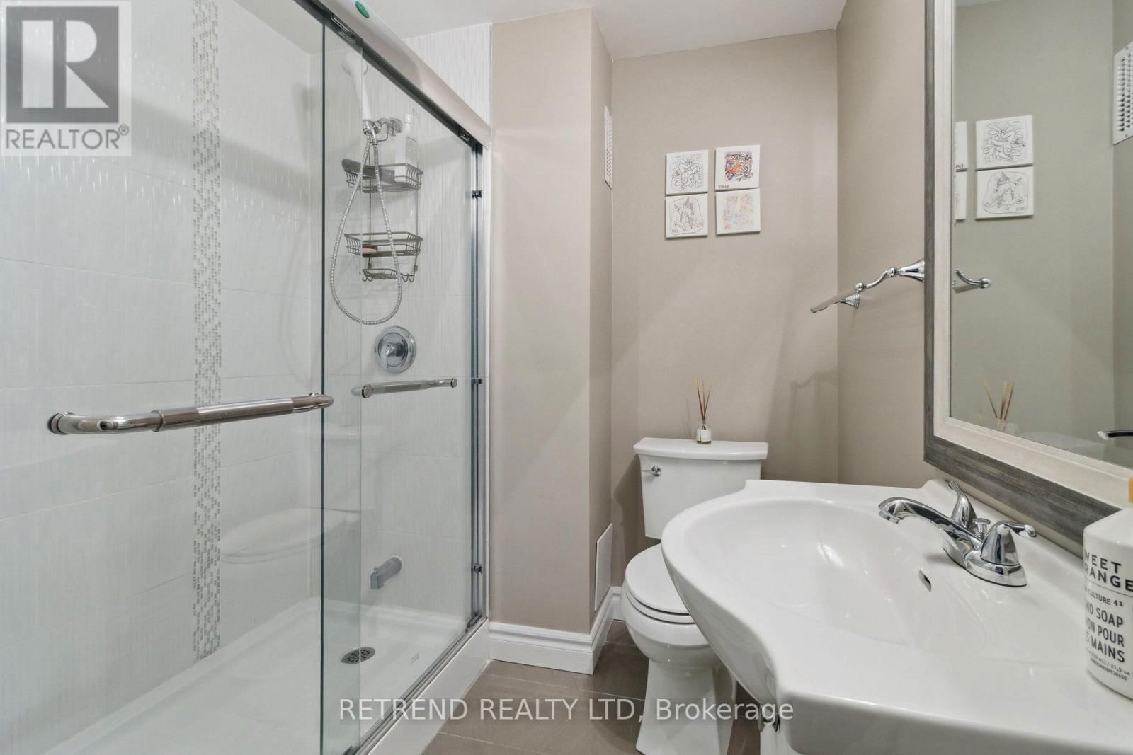 8 NILES WAY Image 36