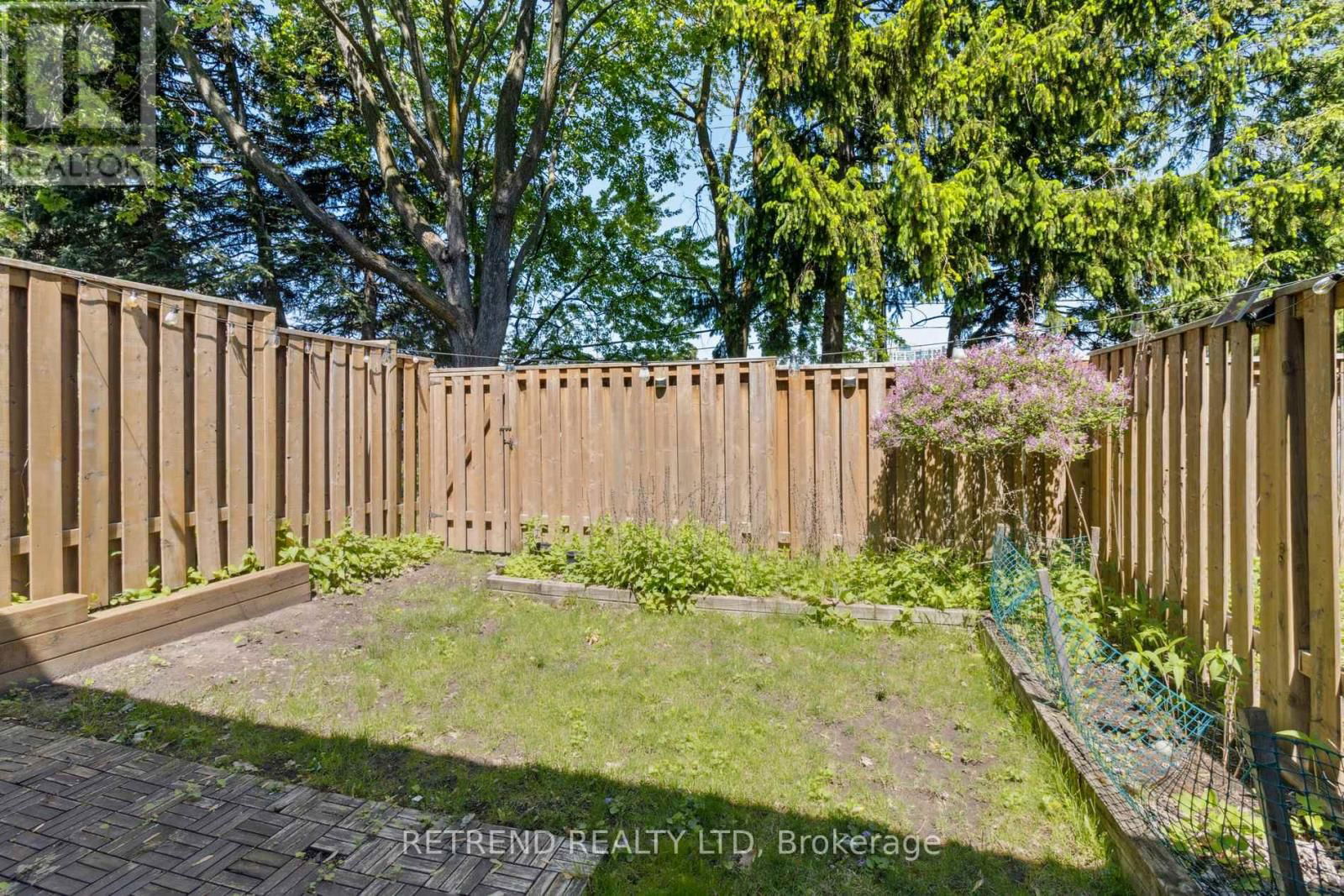 8 NILES WAY Image 37