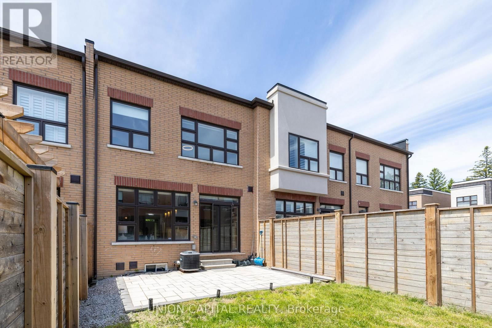 47 CAUSLAND LANE Image 37