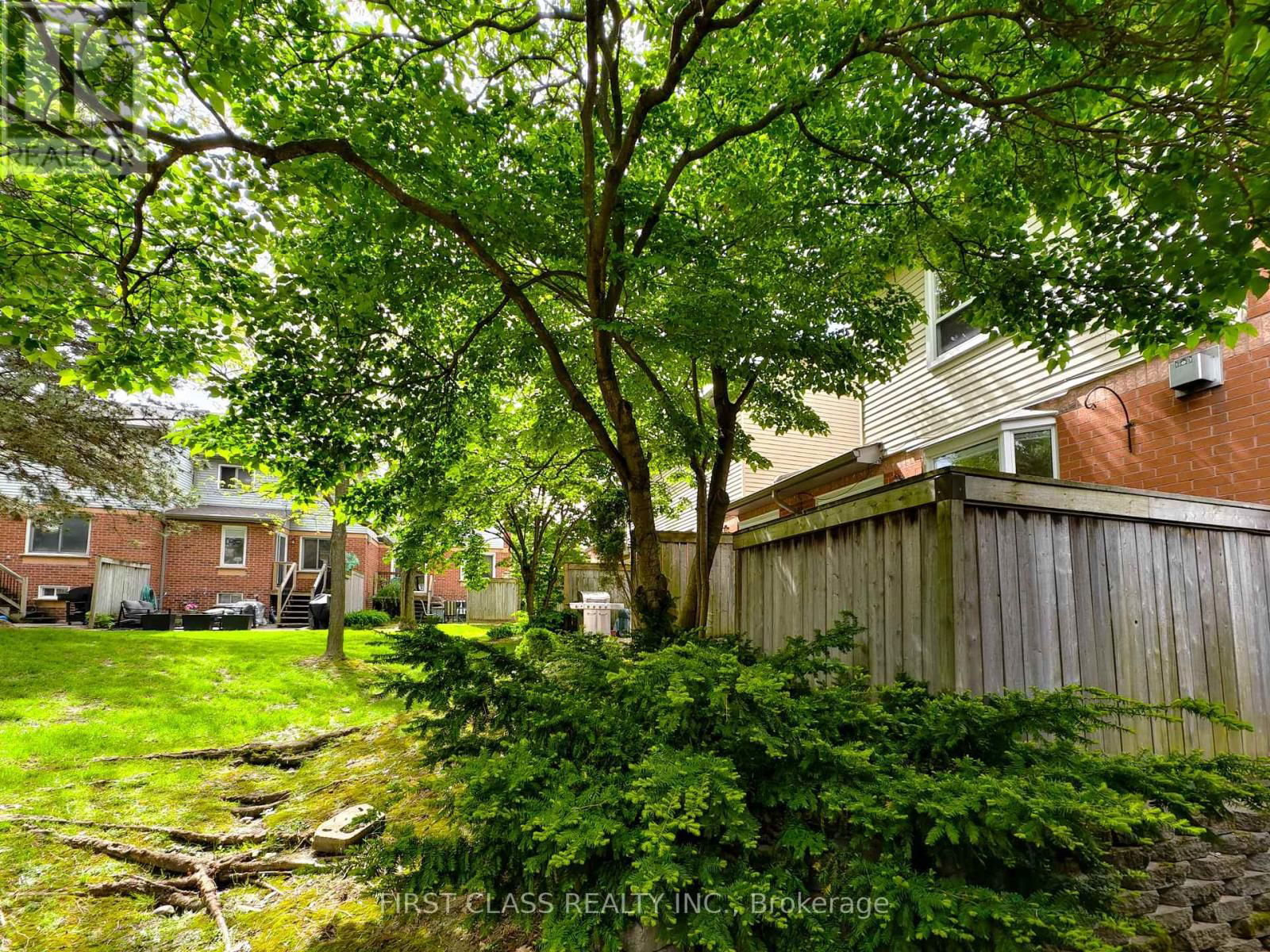 703 CARADONNA CRESCENT Image 44