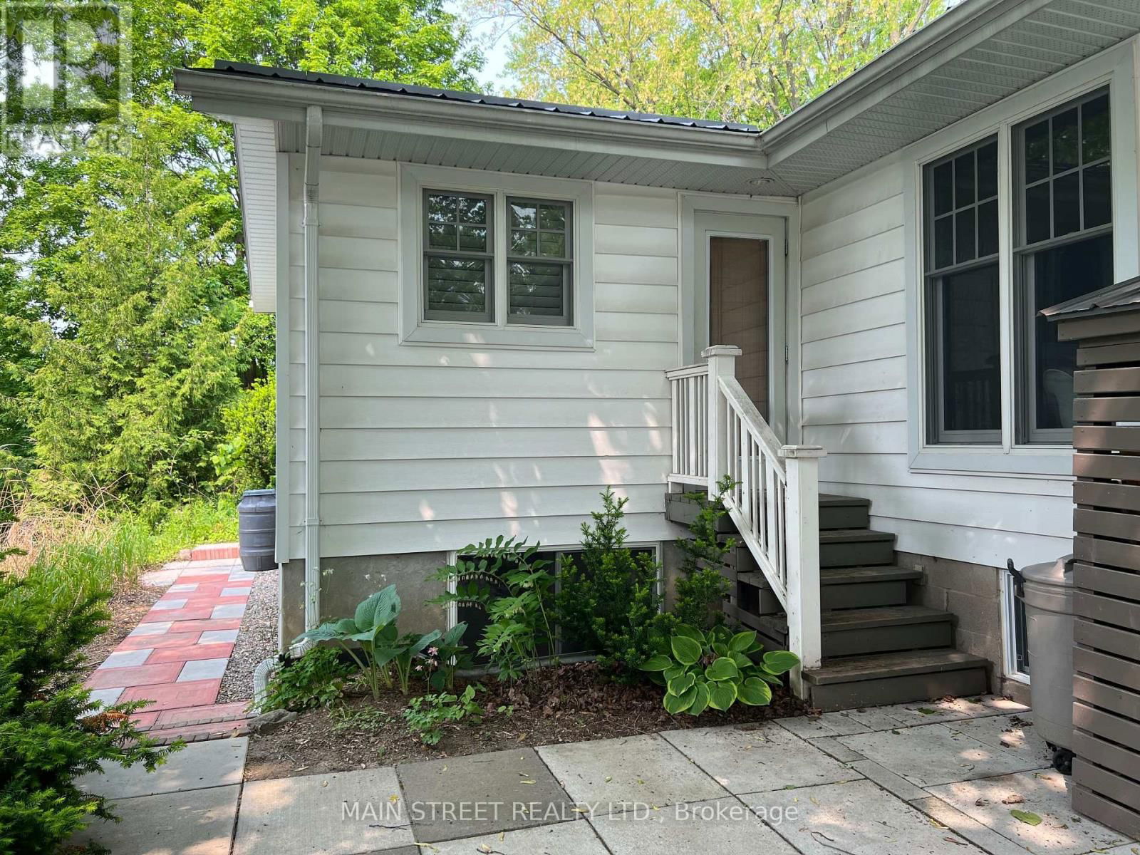 68 HILLVIEW DRIVE Image 21