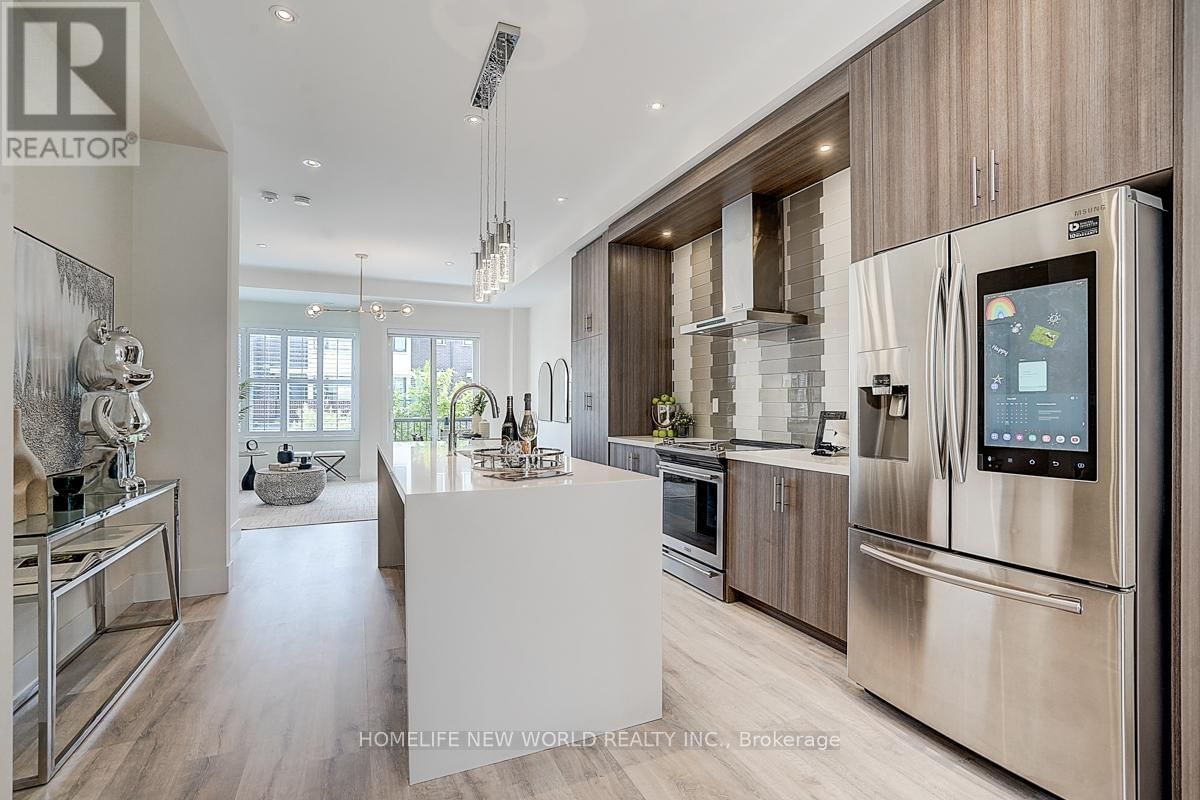 25 SYDNEY CIRCLE Image 10