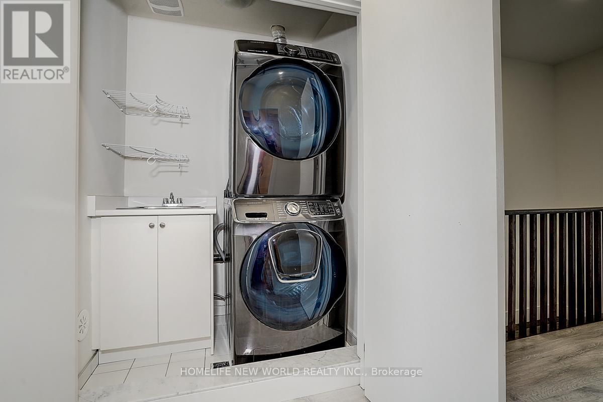 25 SYDNEY CIRCLE Image 23