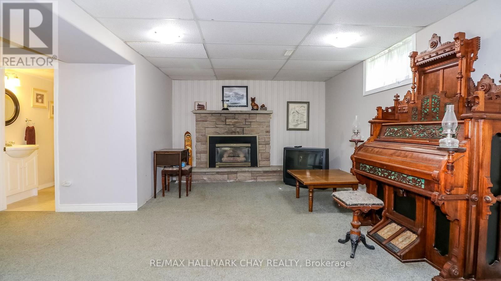 5142 30 SIDEROAD Image 25