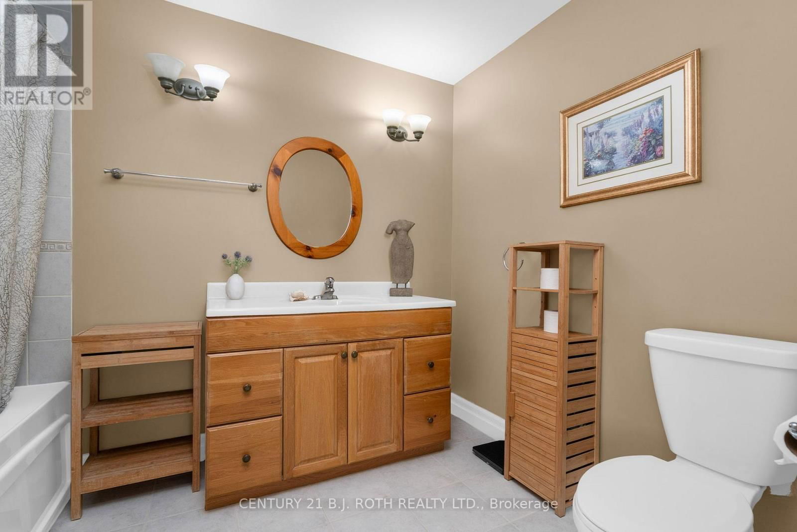 3809 EAST STREET Image 29