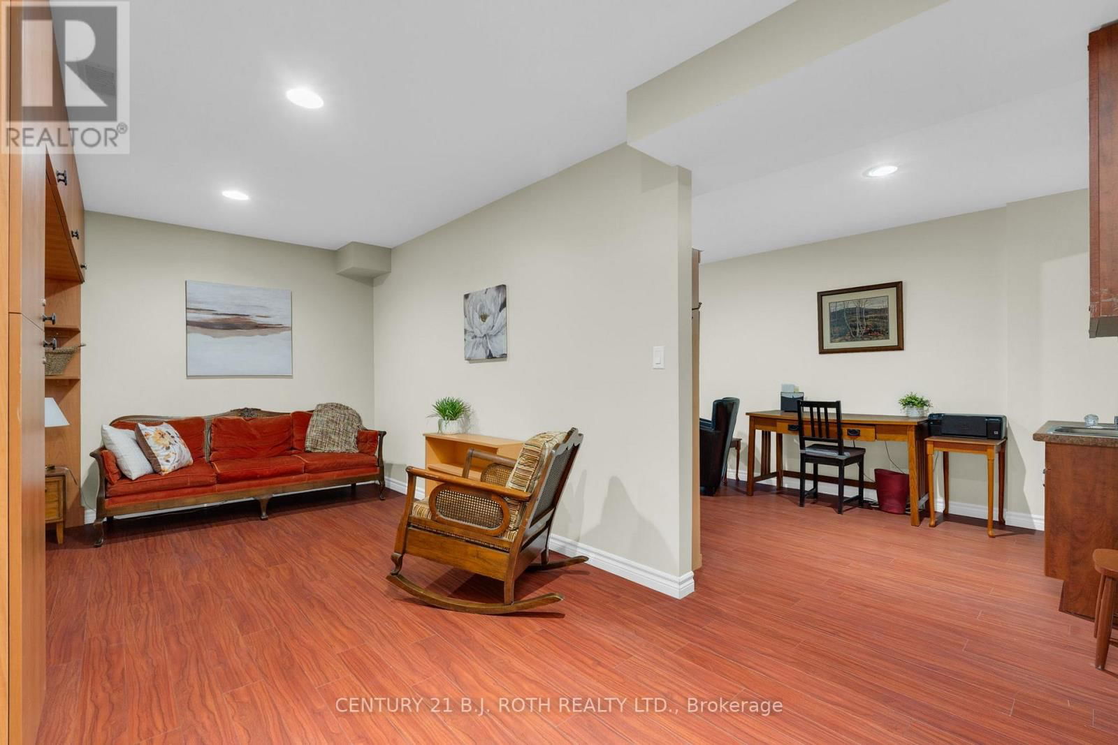 3809 EAST STREET Image 34