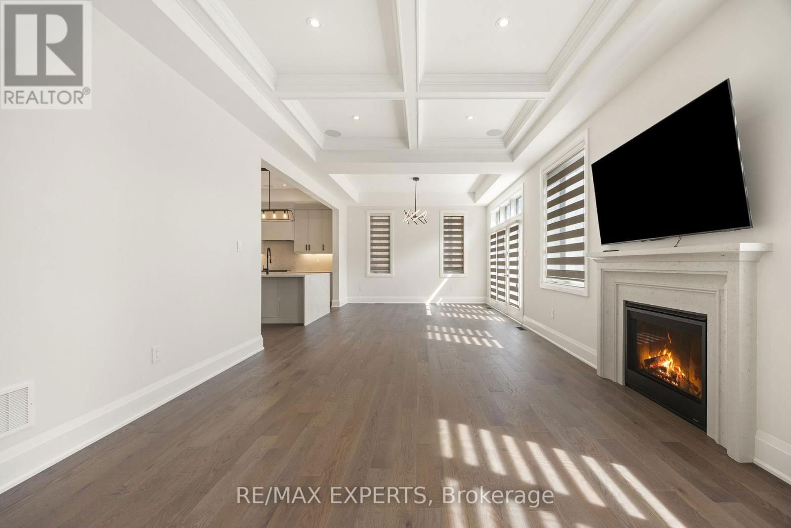 60 ROSSHAVEN CRESCENT Image 21