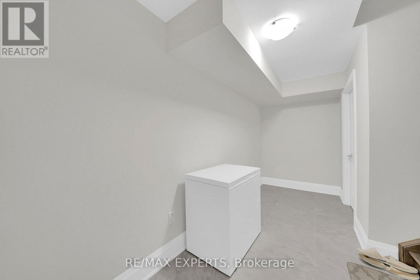 60 ROSSHAVEN CRESCENT Image 40