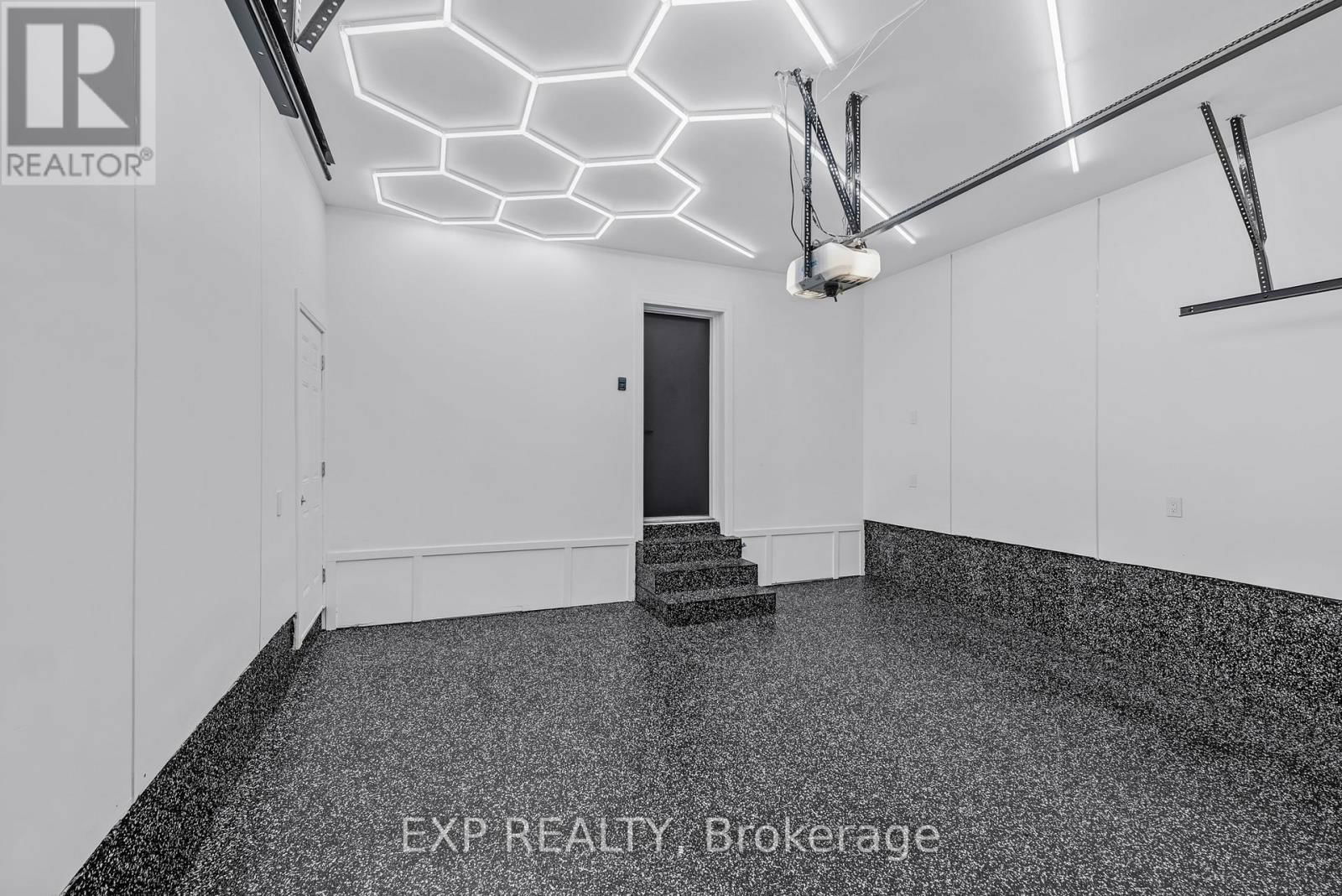 74 ATTRIDGE DRIVE Image 45