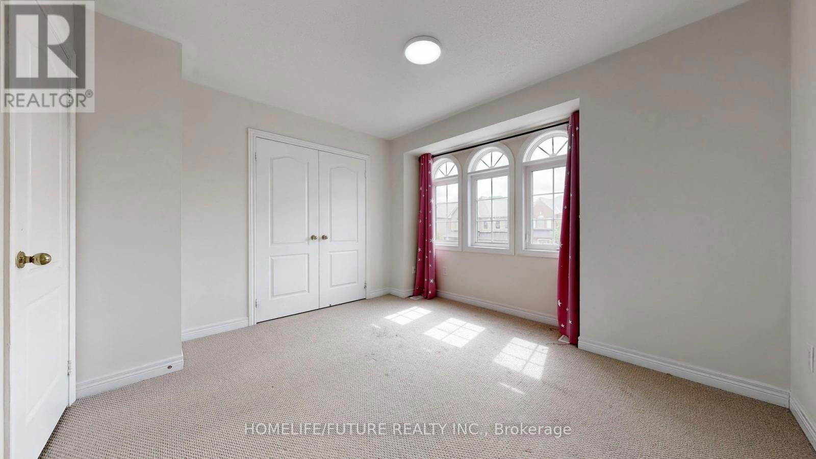 89 HAMMERSLY BOULEVARD Image 25
