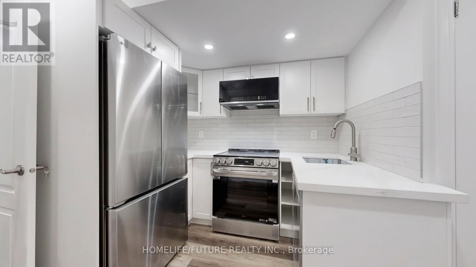89 HAMMERSLY BOULEVARD Image 34