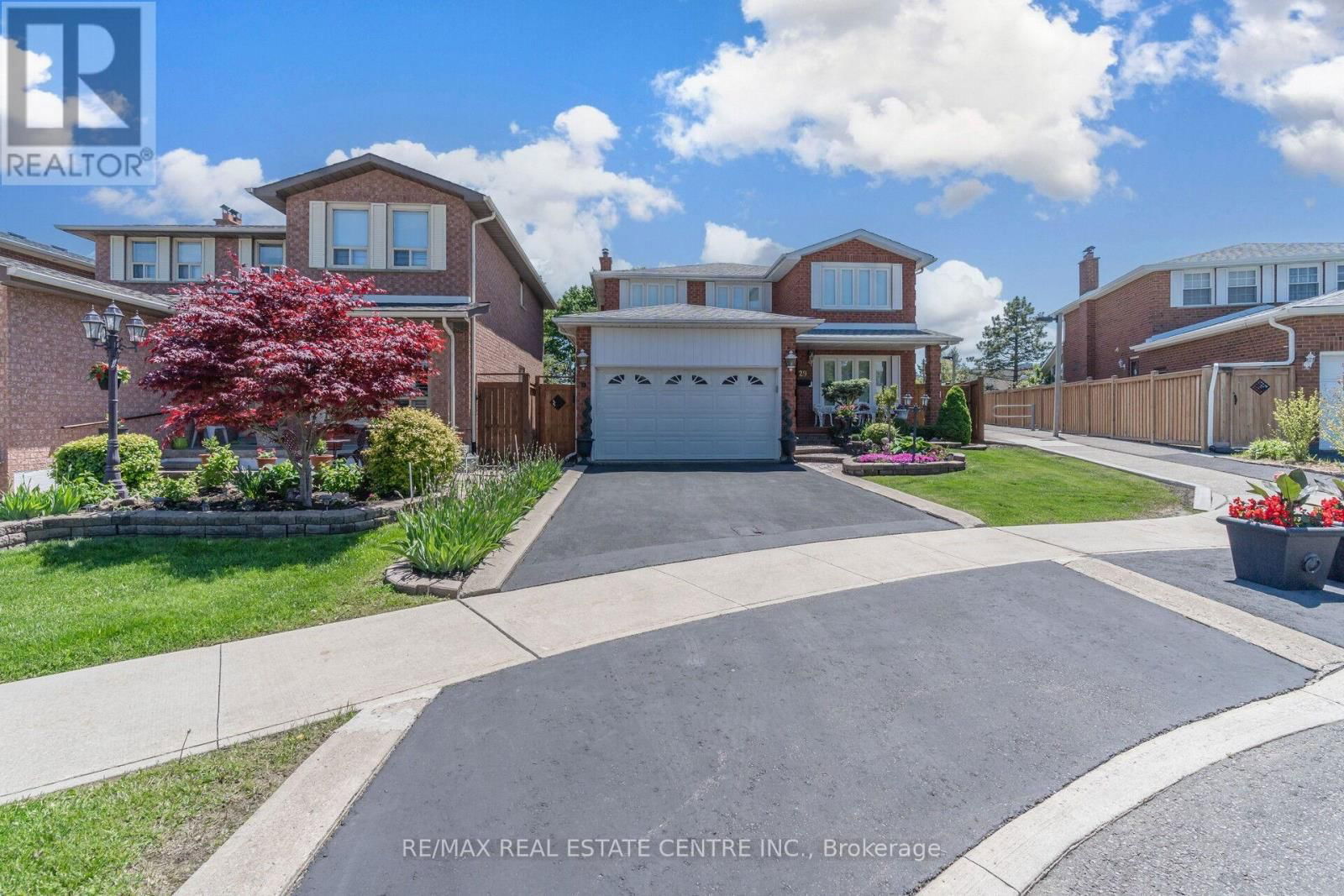 29 JANUS PLACE Image 1