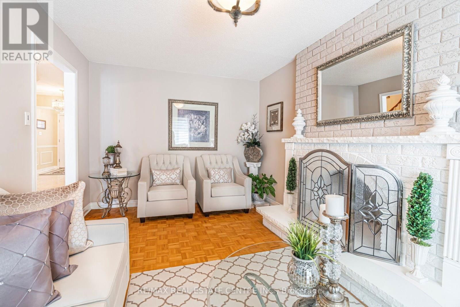 29 JANUS PLACE Image 13