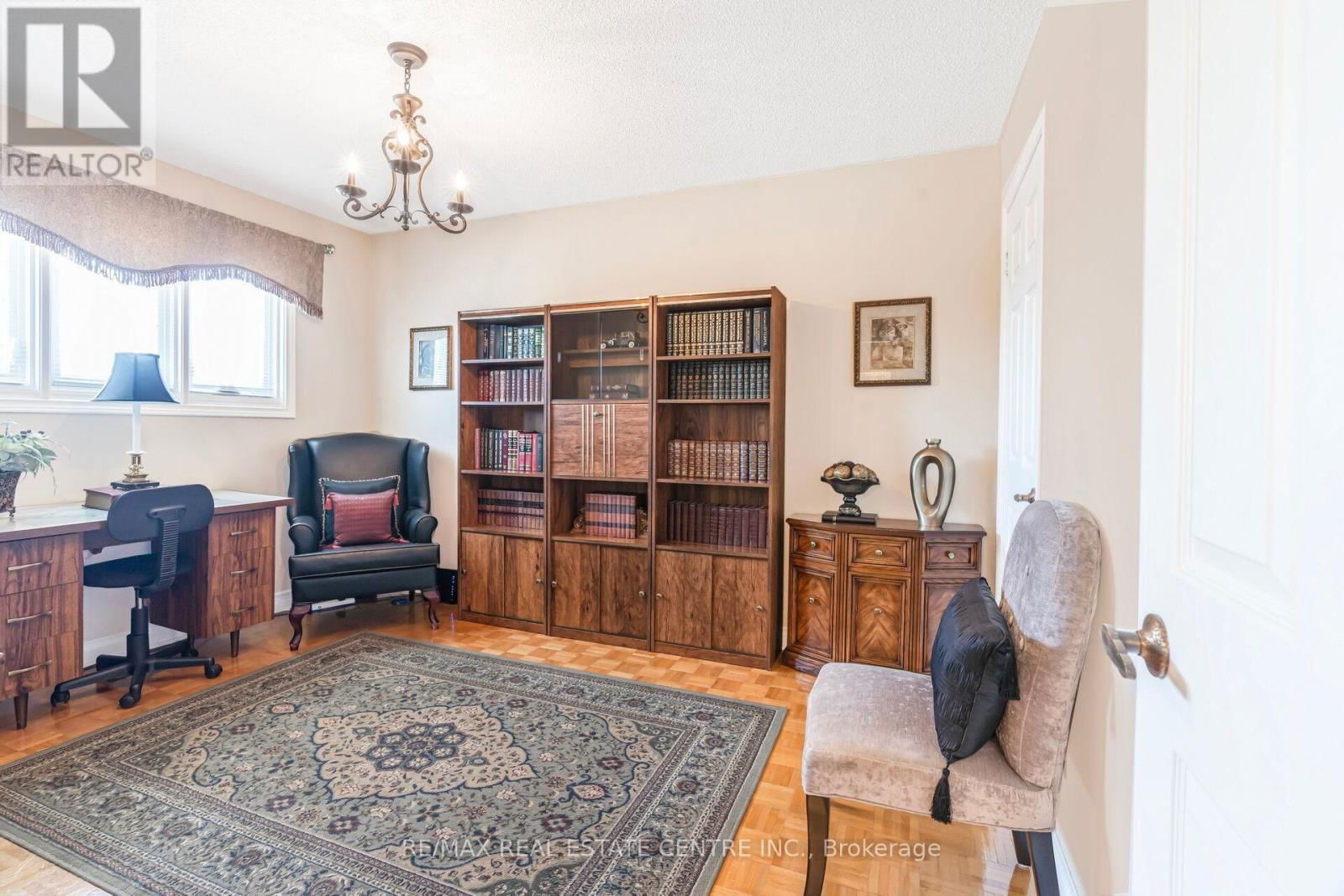 29 JANUS PLACE Image 26