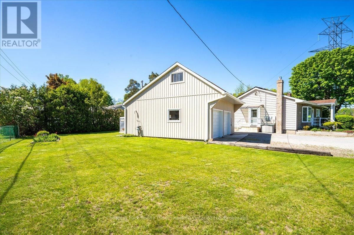 31 SUNSET STREET Image 31