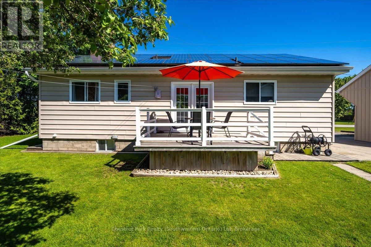 31 SUNSET STREET Image 42