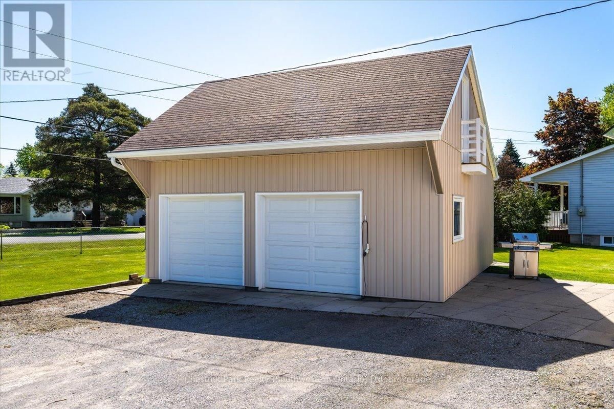 31 SUNSET STREET Image 6