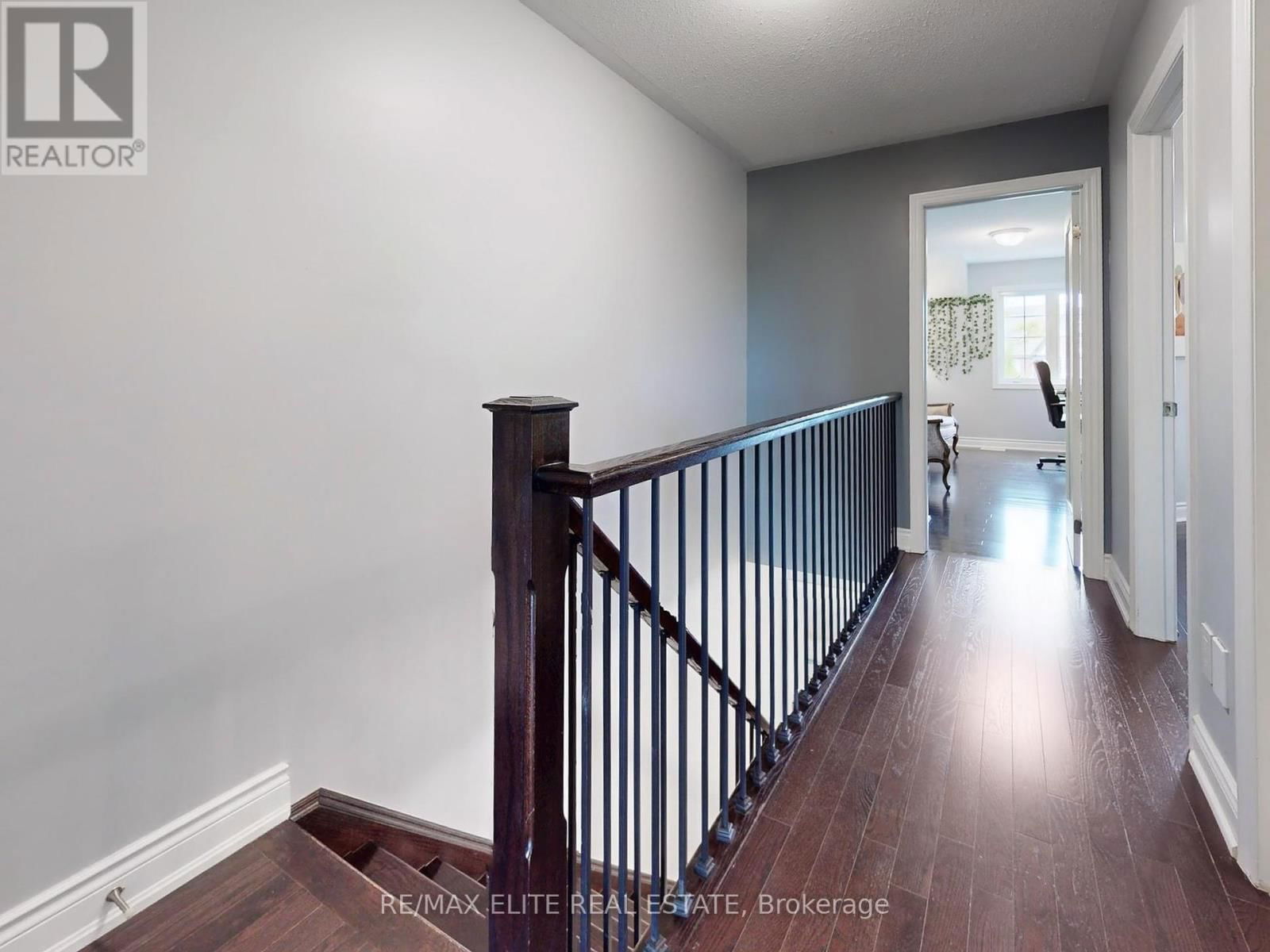 700 WENDY CULBERT CRESCENT Image 18
