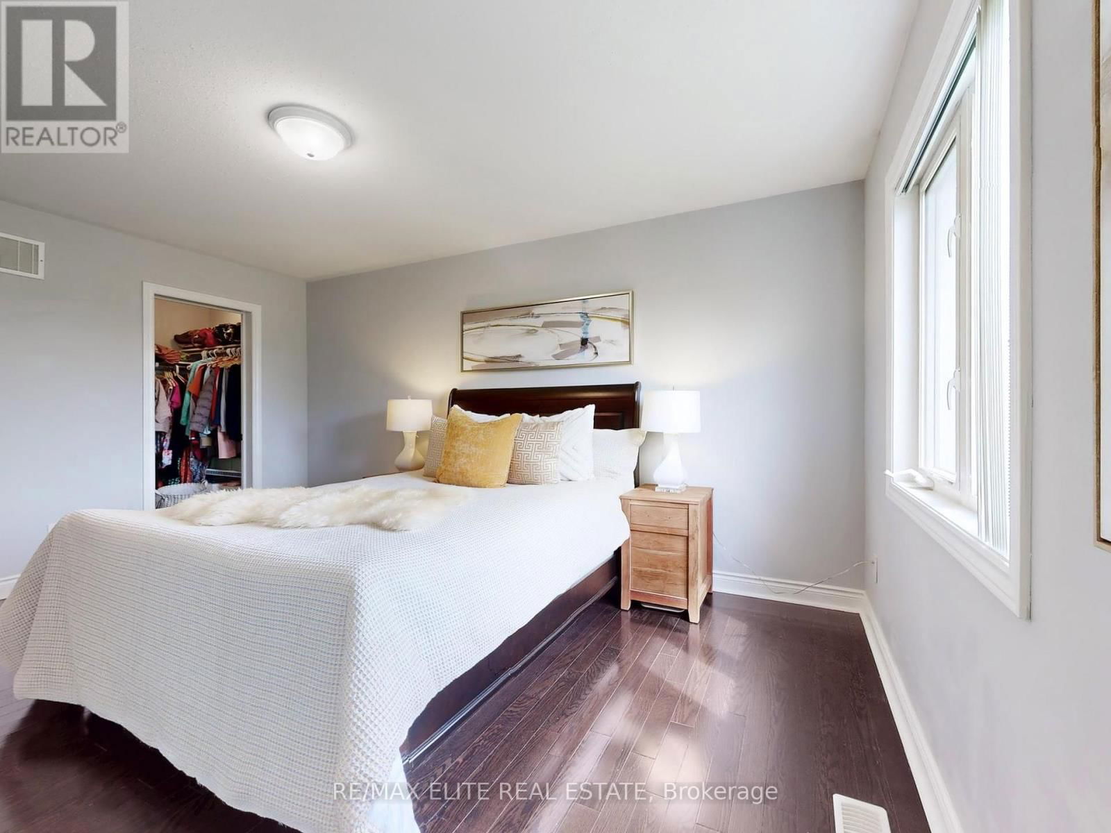 700 WENDY CULBERT CRESCENT Image 22
