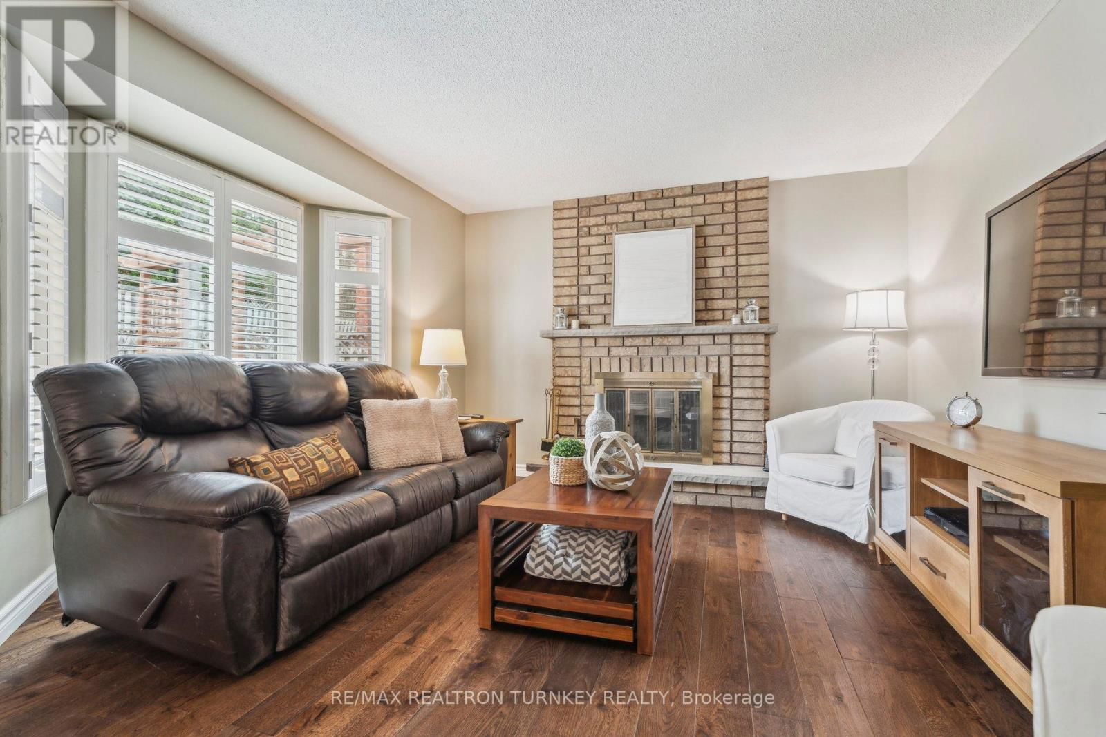 41 GOLDSMITH CRESCENT Image 15